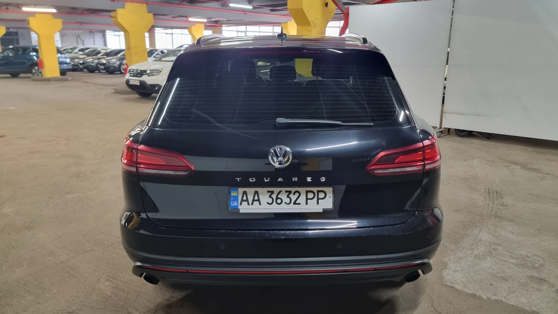 Volkswagen Touareg photo